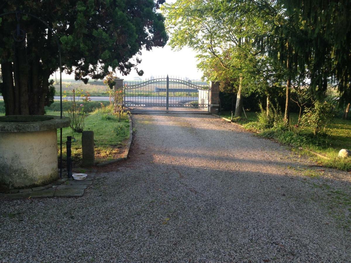 Borgo Tarapino Hotel Ferrara Exterior photo